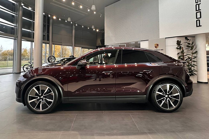 Porsche Macan EV Беларусь