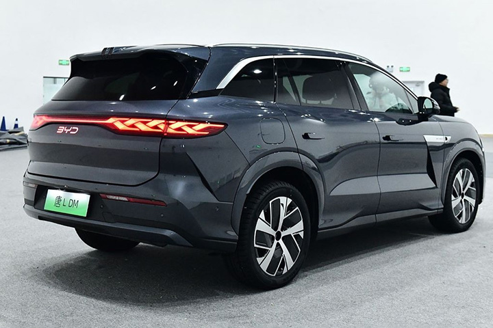 BYD Tang L