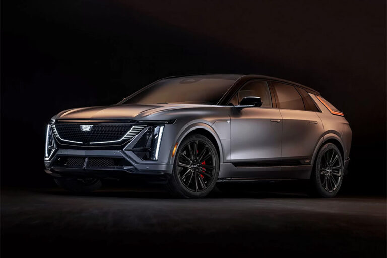 Спортивный кроссовер Cadillac Lyriq-V: трековый режим и уникальный саундтрек