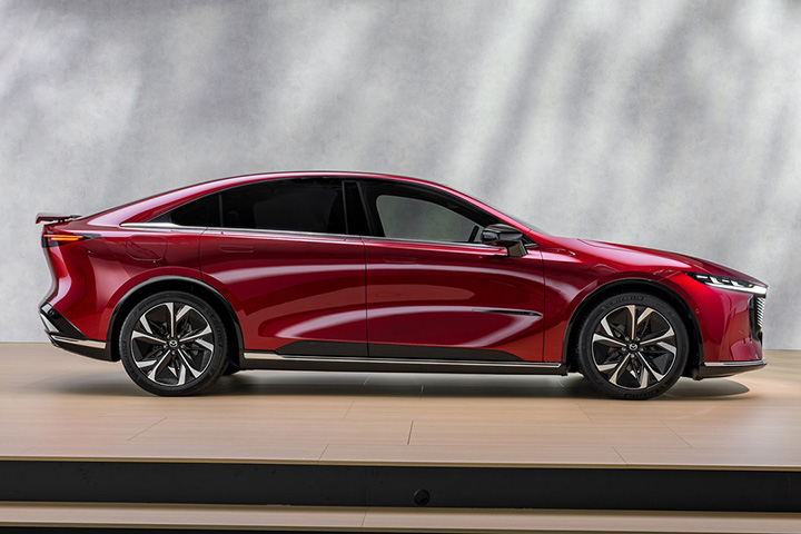 Mazda 6e