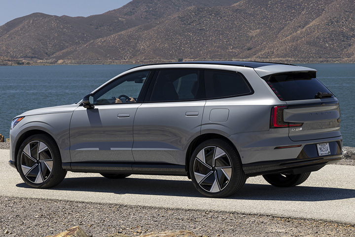 Volvo EX90