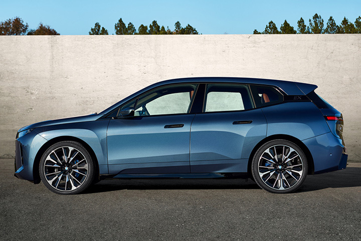 BMW iX xDrive60