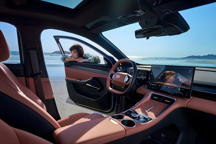 Geely Galaxy L6