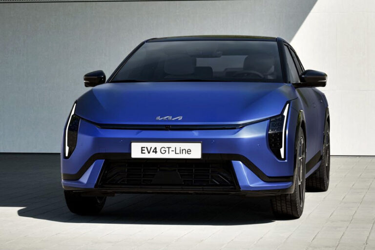 Серийный электромобиль Kia EV4: все версии