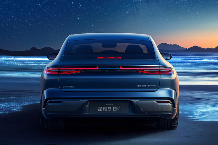 Geely Galaxy Starshine 8 EM