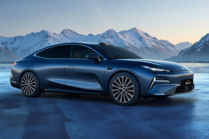 Geely Galaxy Starshine 8 EM