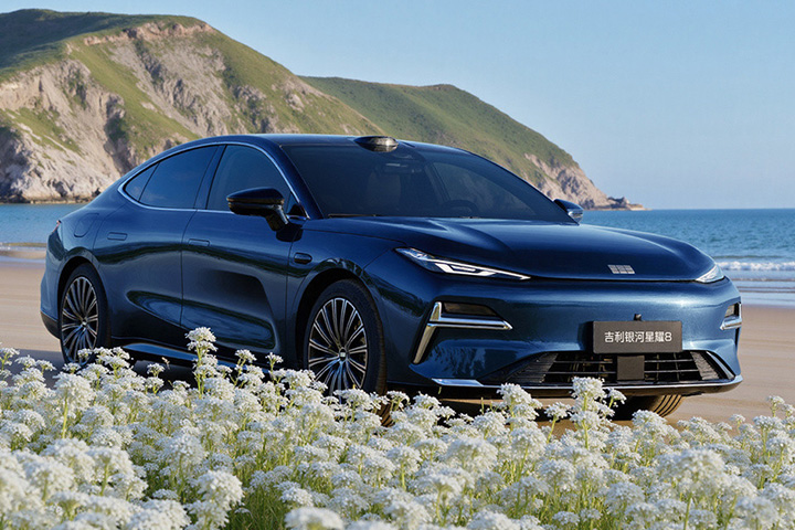 Geely Galaxy Starshine 8 EM