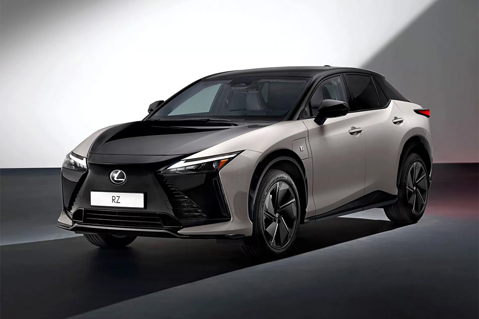 Обновлённый Lexus RZ: больше мощности, версия F Sport, имитация МКП и руль по проводам
