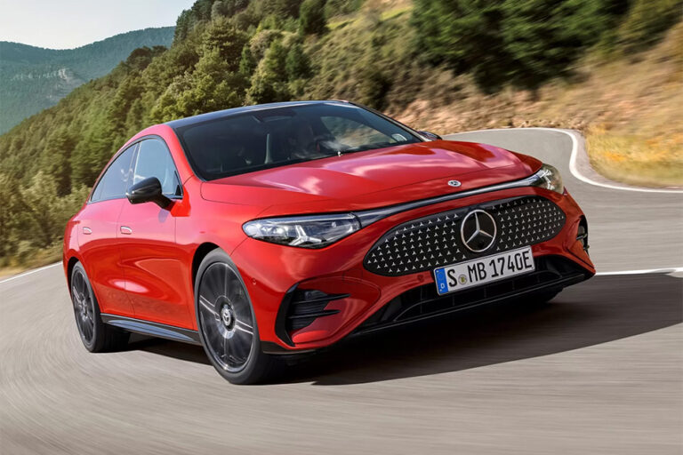 Новый Mercedes-Benz CLA: две электрические версии и три с ДВС
