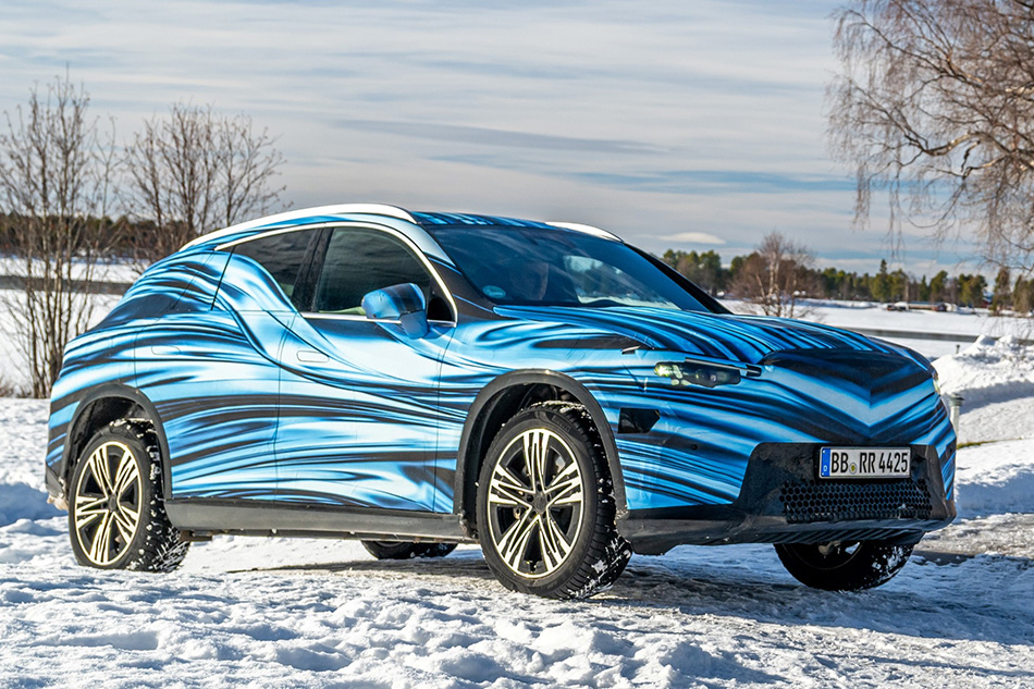 Электрический Mercedes-Benz GLC показался на первых официальных фотографиях