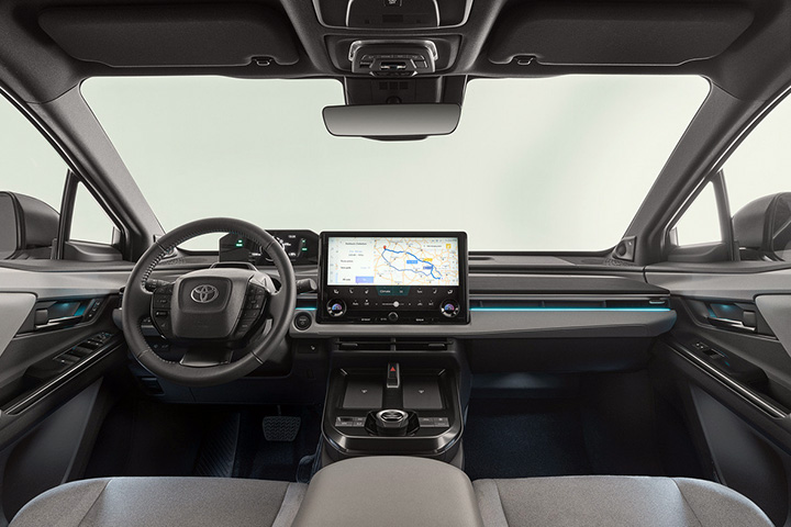 Toyota C-HR+