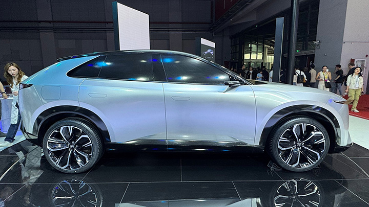 Mazda EZ-60