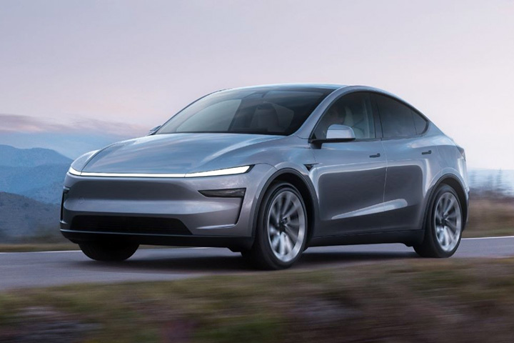 Tesla Model Y 2025