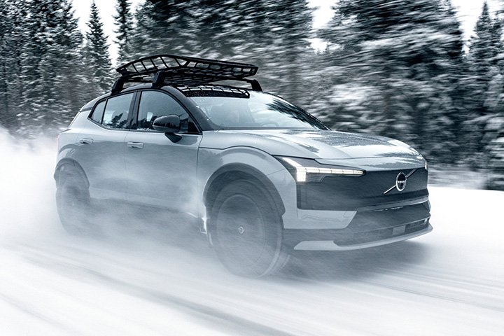 Volvo EX30 Cross Country