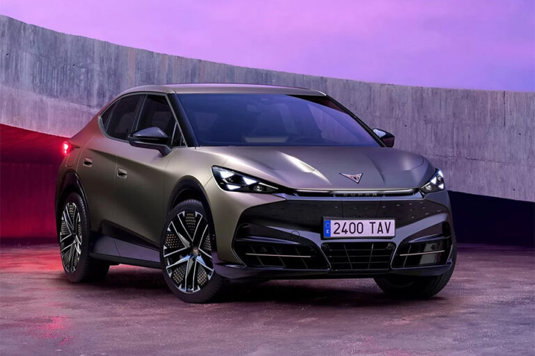 Электрический кроссовер Cupra Tavascan обновился через полгода после выхода на рынок