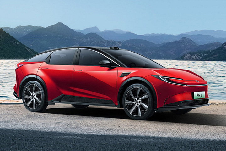 Toyota bZ5