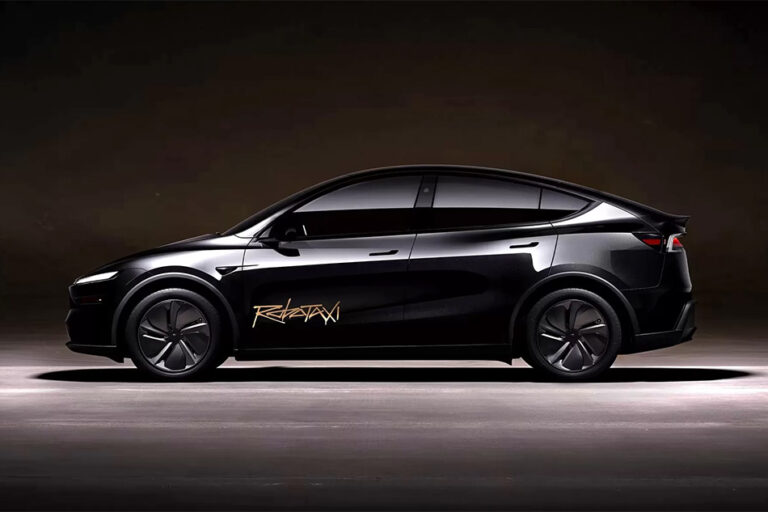 Tesla запустила Robotaxi под надзором, оно грубо нарушает ПДД