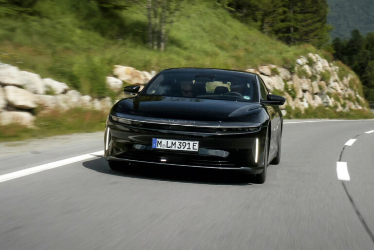 Седан Lucid Air установил рекорд дальности хода