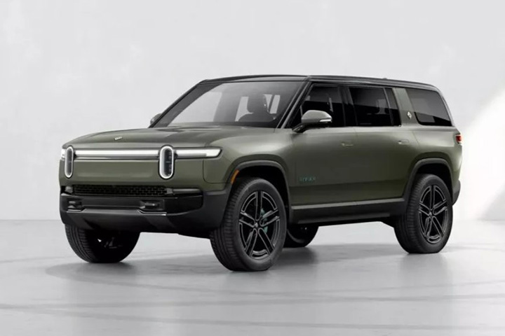 Rivian R1S Quad