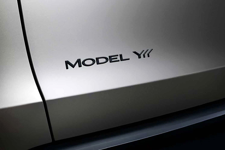 Tesla Model Y L