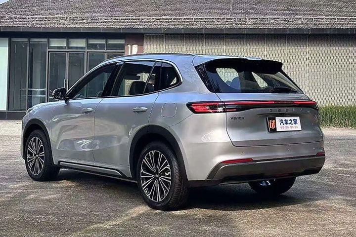 Geely Galaxy Starship 7 EM-i