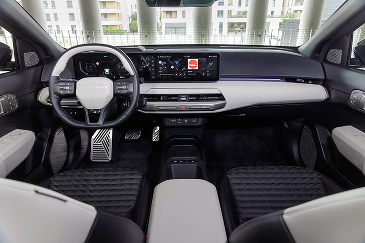 Kia EV4