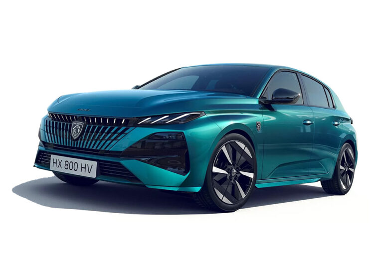 Peugeot 308 обрел новое лицо и доработанную технику