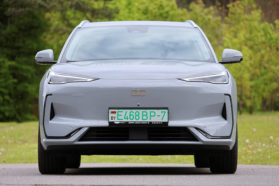 Кроссовер Geely EX5 отечественной сборки: сколько электрокаров продано за три месяца?