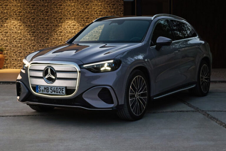 Mercedes-Benz GLC with EQ Technology: 800 вольт, пиксельный «гриль» и фоторамка