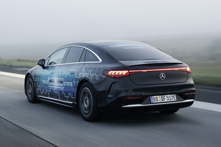 Mercedes-Benz EQS с твердотельной батареей