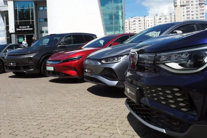 «Доплатите 15%»: покупателю не отдают электрокар без доплаты