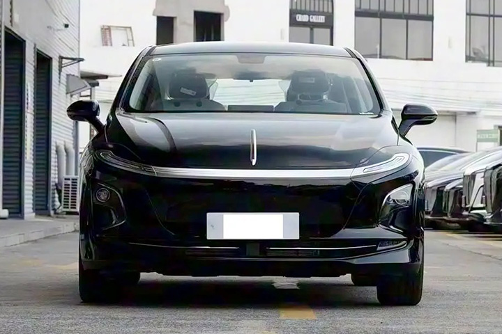 Hongqi E-QM5 Battery Swap Edition