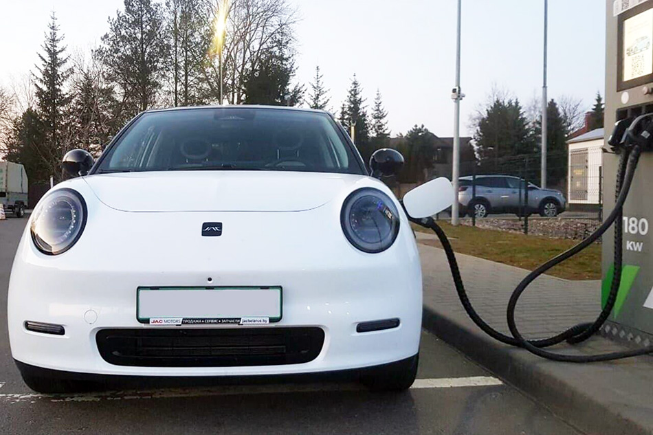 Таможня: квота на ввоз электромобилей в Беларусь исчерпана