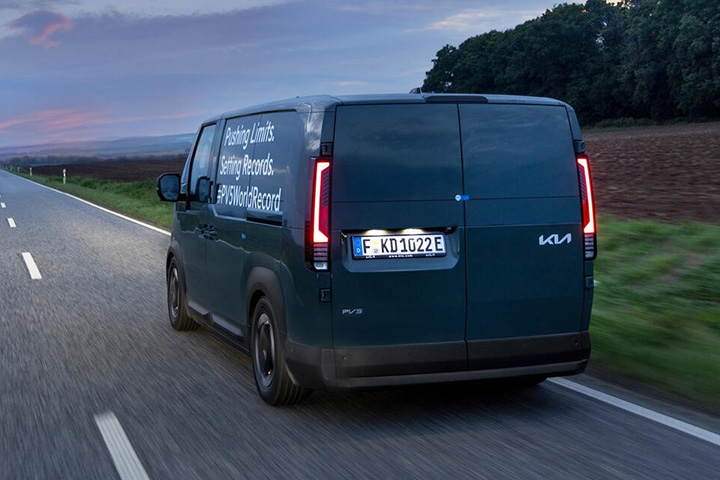 Kia PV5