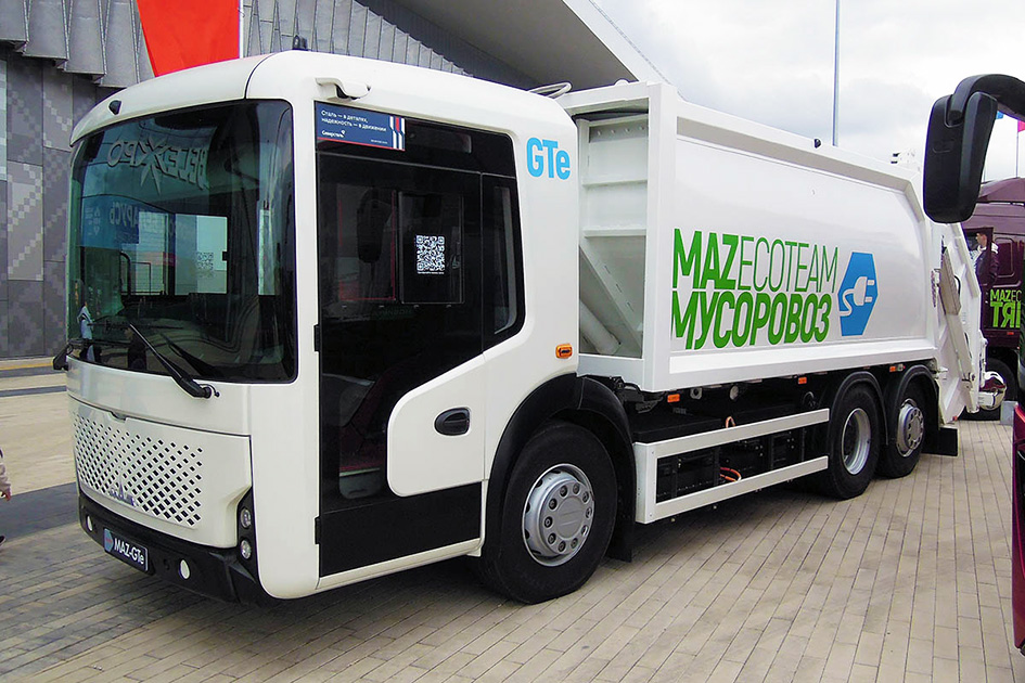 МАЗ показал свой обновленный электрогрузовик и готовит к тестам электрический мусоровоз