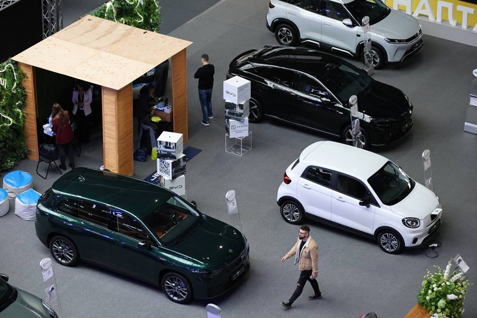 Повод поднять цены: как продавцы новых электрокаров реагируют на ажиотаж из-за квот
