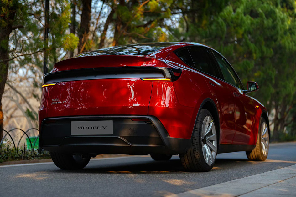 Отчёт Tesla: рекордные поставки электромобилей и падение прибыли на 37%