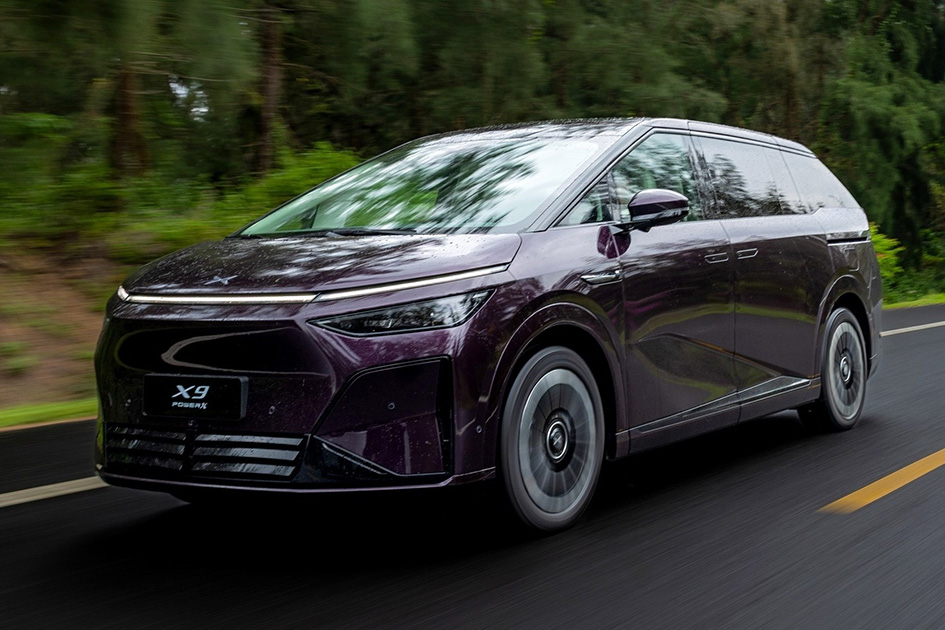 Гибридный минивэн Xpeng X9 EREV похвастался выдающейся дальнобойностью