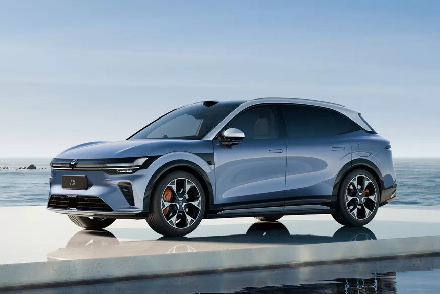 Кроссовер Zeekr 7X обновлён: больше комфорта, мощности и запаса хода