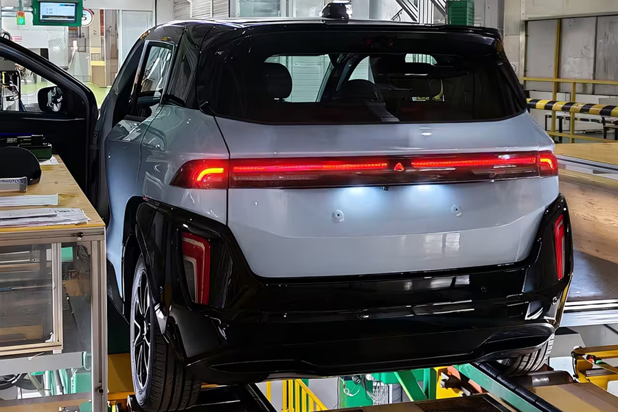 электромобиль Атом