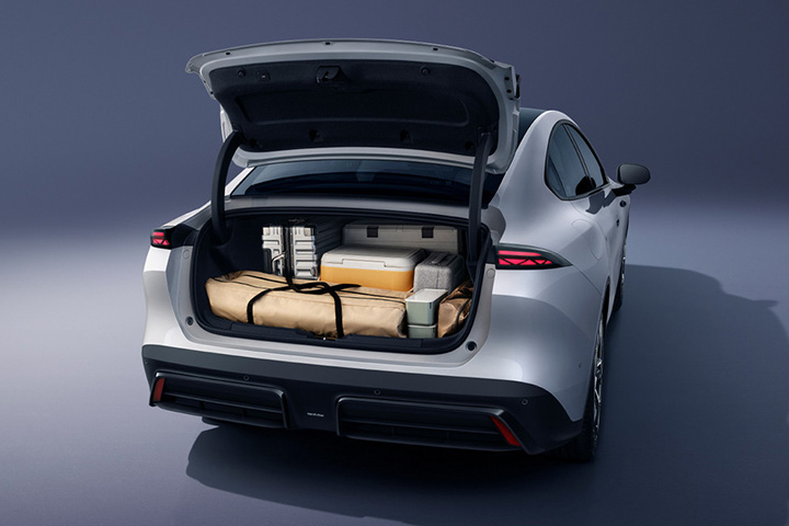 Deepal L06 Deepal L06