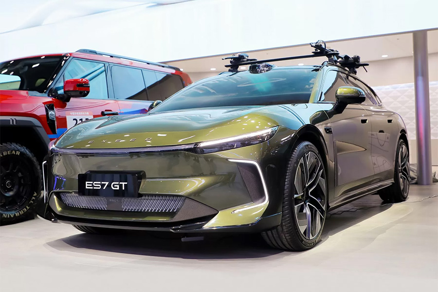 Exeed Exlantix ES7 GT