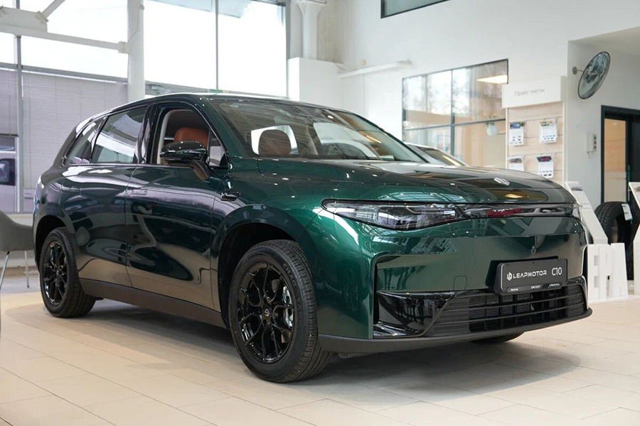 В Беларусь привезли крупную партию электромобилей Leapmotor