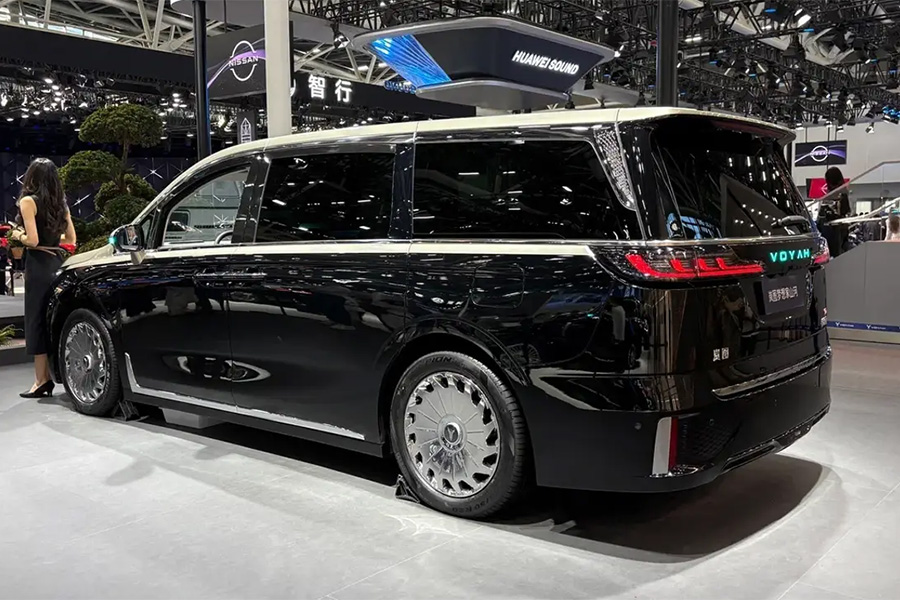 Voyah Dreamer Shanhe