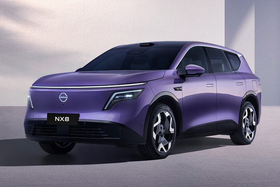 Nissan NX8