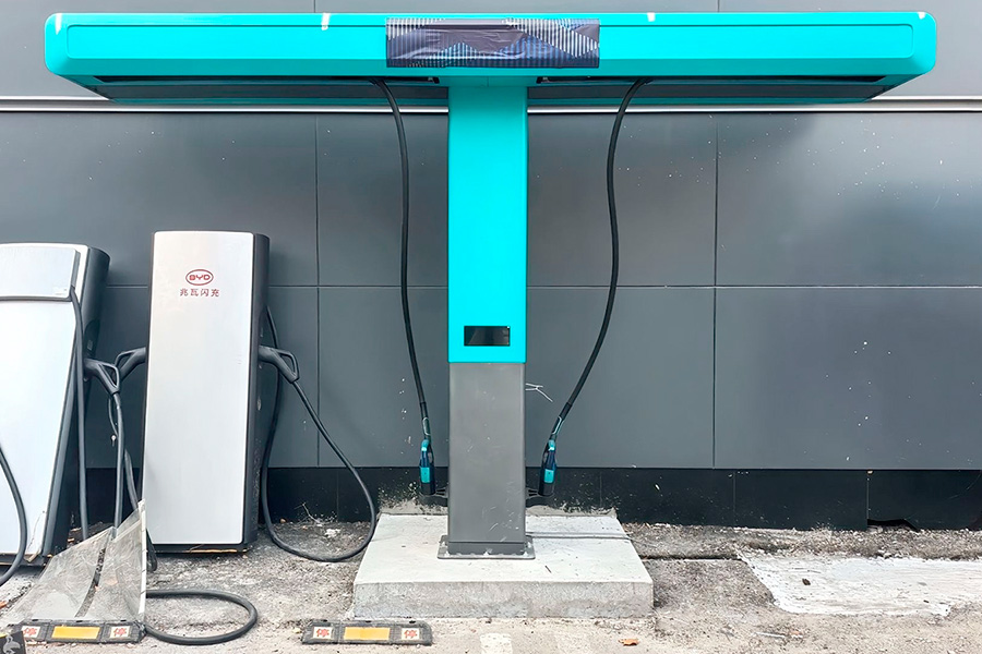 BYD Megawatt Flash Charger