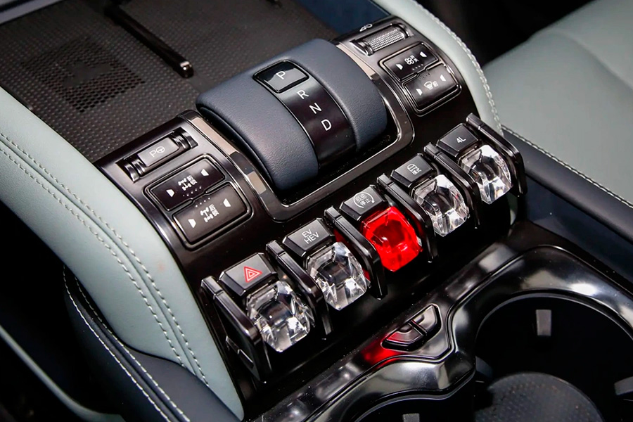 Кнопки в электромобилях