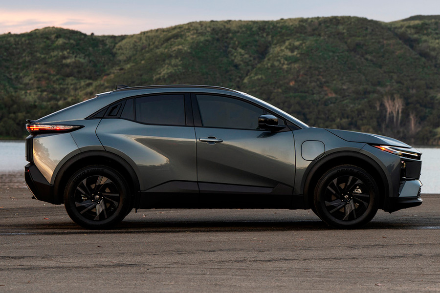 Toyota C-HR SE