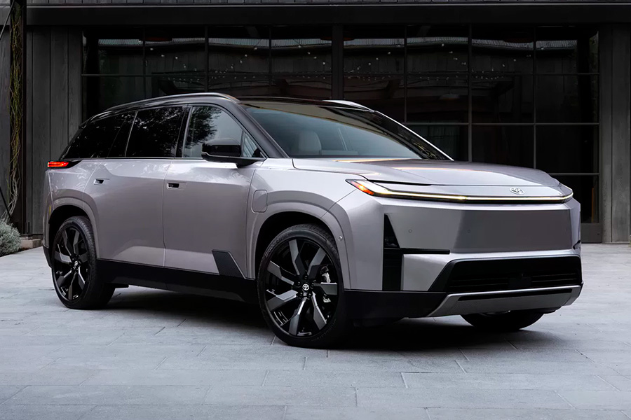 Новая Toyota Highlander стала электромобилем