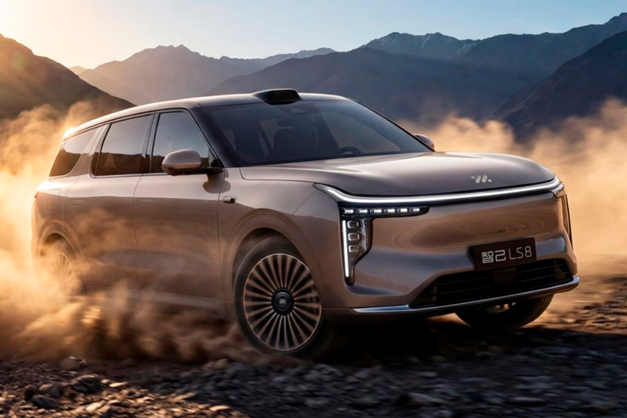 Гибридный кроссовер IM LS8 полностью рассекречен